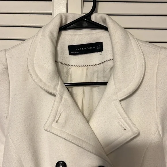 Zara Woman long White Jacket Size Small 41” Inches long